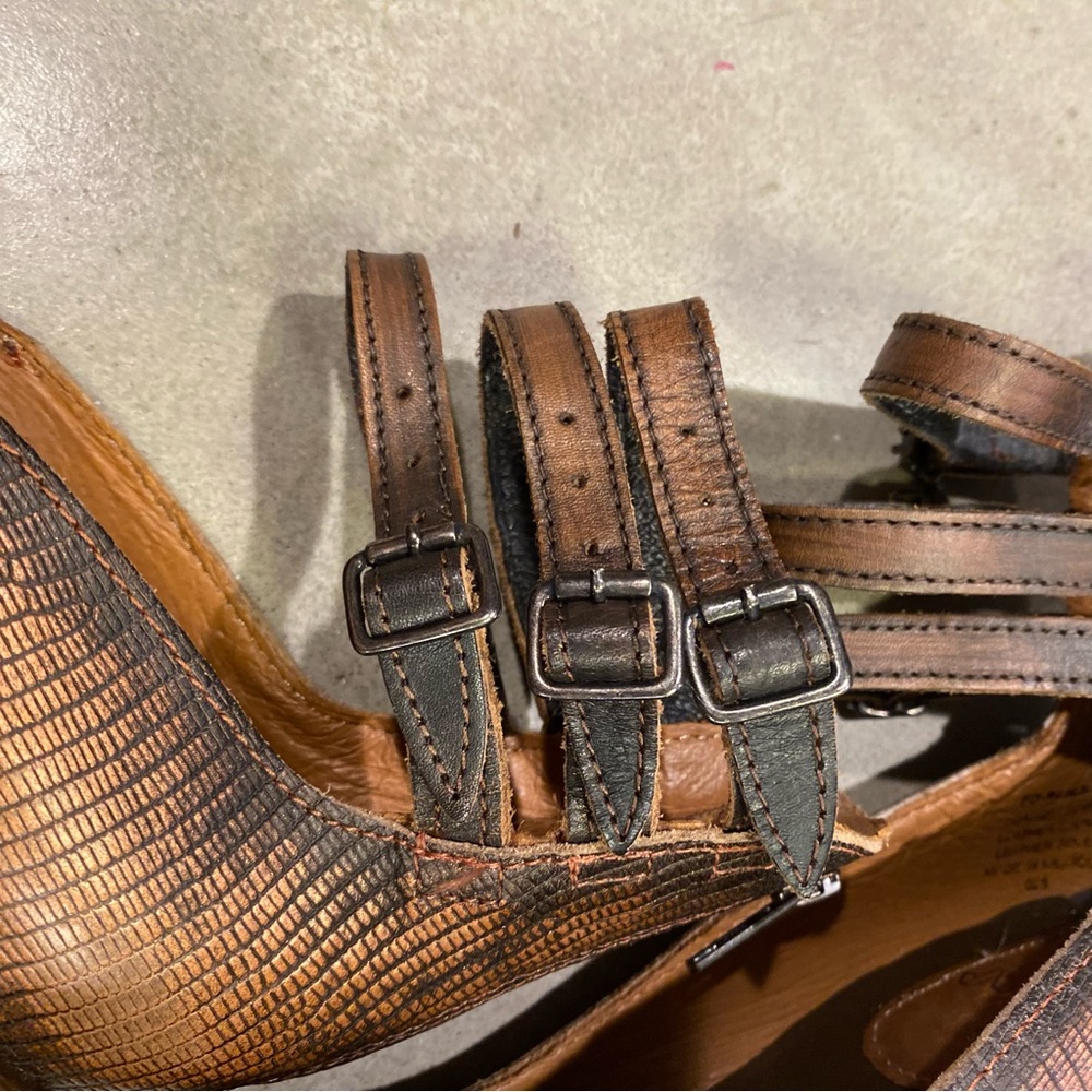 Freebird by Steven Copper Brown Textured Leather Heels - Picture 15 of 16
